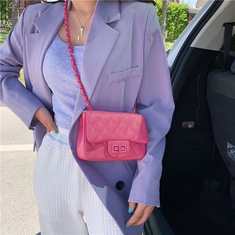 French Niche 2023 Popular New Fashion Chain Crossbody Bag Summer Shoulder Bag